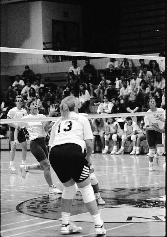 1991 Volleyball Action, Lewis &amp; Clark at EOSC 16