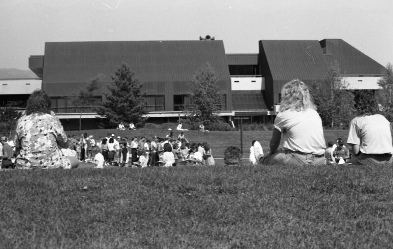 1987 New Student Days, BBQ 17