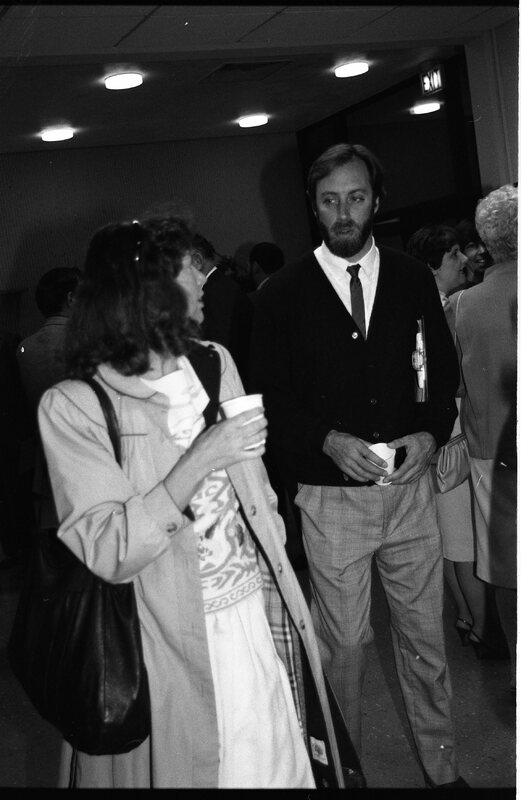 1988 Employees, Reception 09