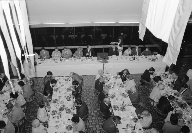 1986 Foundation Dinner for Bill Carey 07