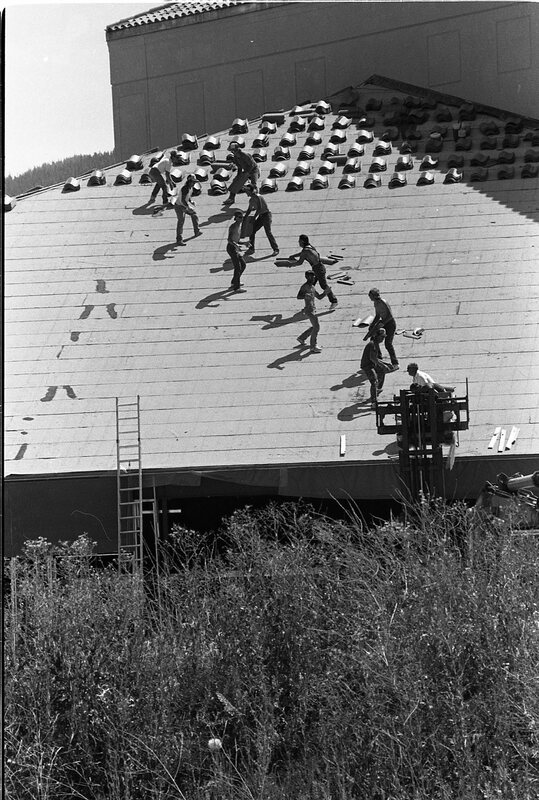 1989 Loso Hall Construction, Roof 06