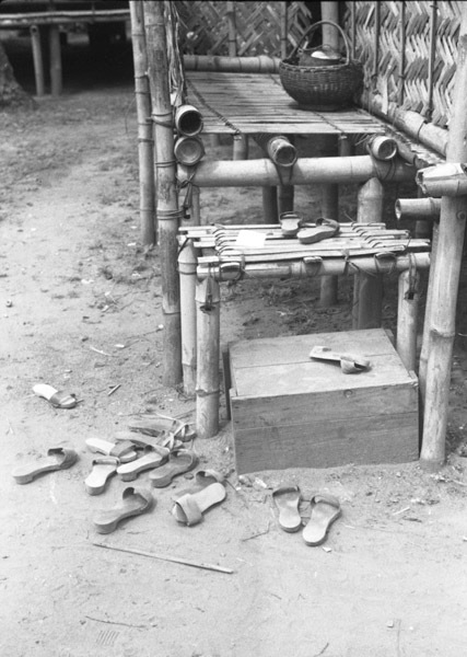 Binmaley, Wooden Shoes