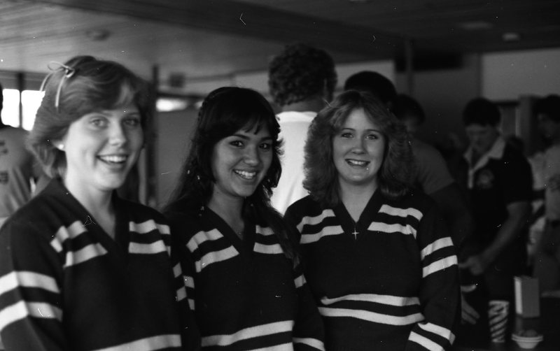 1980 Cheerleaders 2