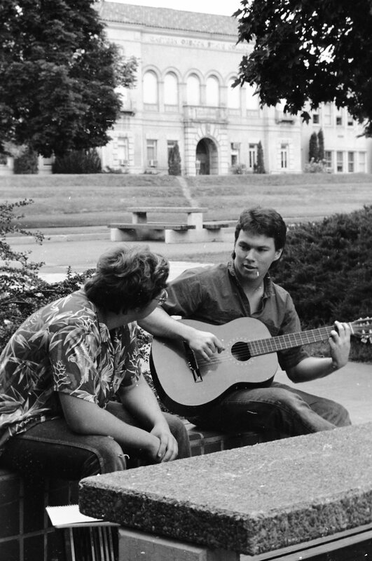 1987 Guitarist 09