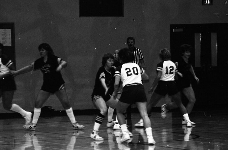 1984 Women's Basketball Action, EOSC vs. Whitman 27