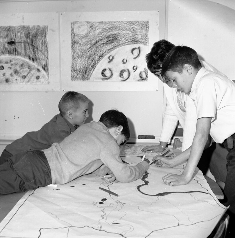 1968 Ackerman Elementary School, Art 02