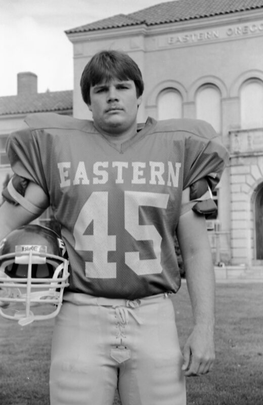 1986 Football Player, Portraits 32