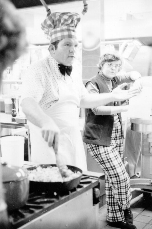 1976 Classroom Kitchen, Cooking 09