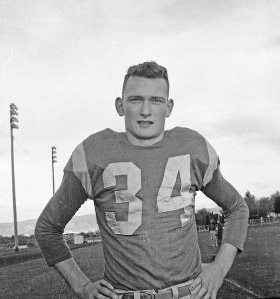 1956 Football Player 22
