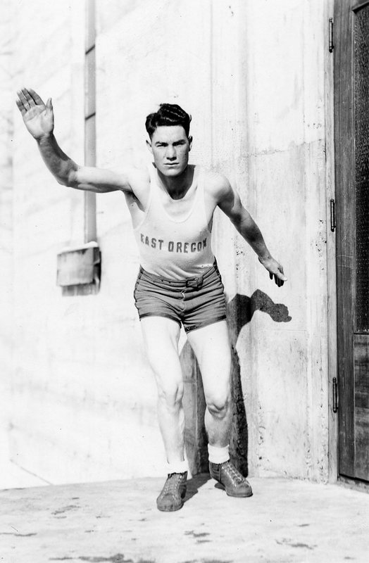 1932 Basketball Player 2