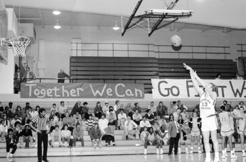 1988 Basketball Action, OIT at EOSC 07