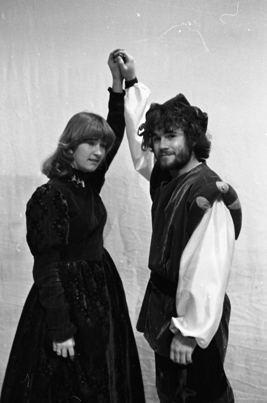 1980 Renaissance Couples 07