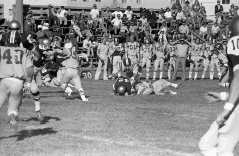 1976 Football Action 16