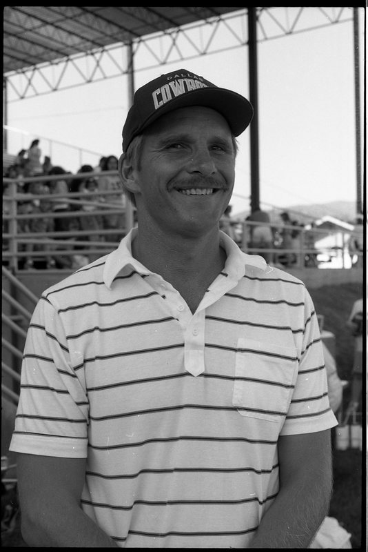 1990 Alumni Football Game, Fan 01