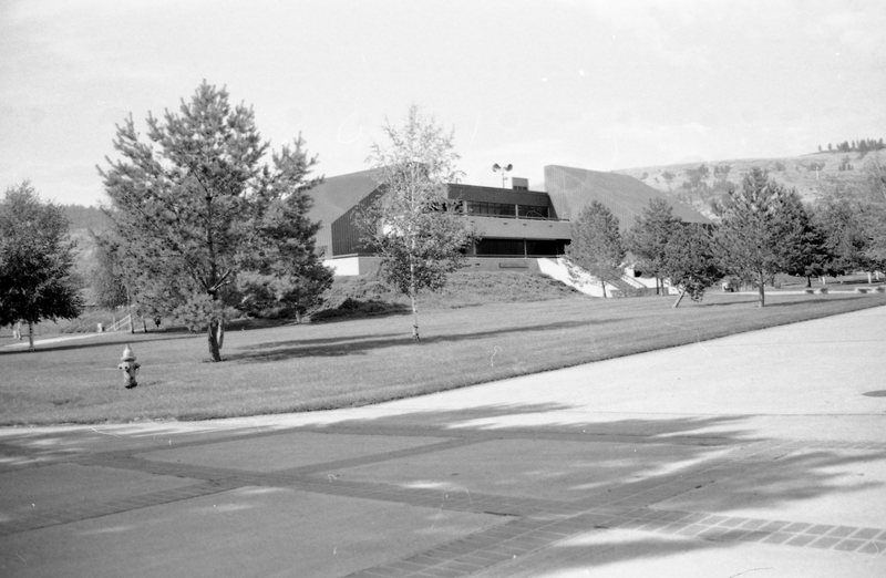 1985 Hoke Hall
