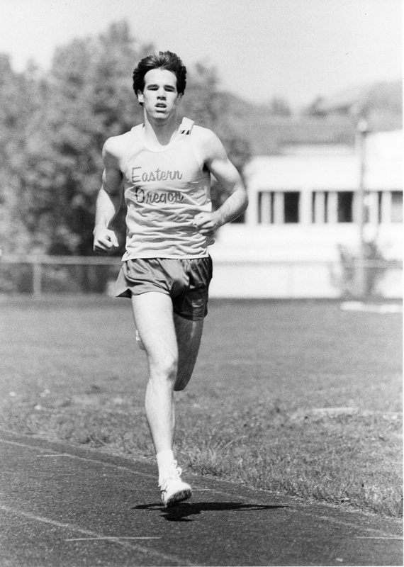 80's Track, Running 02