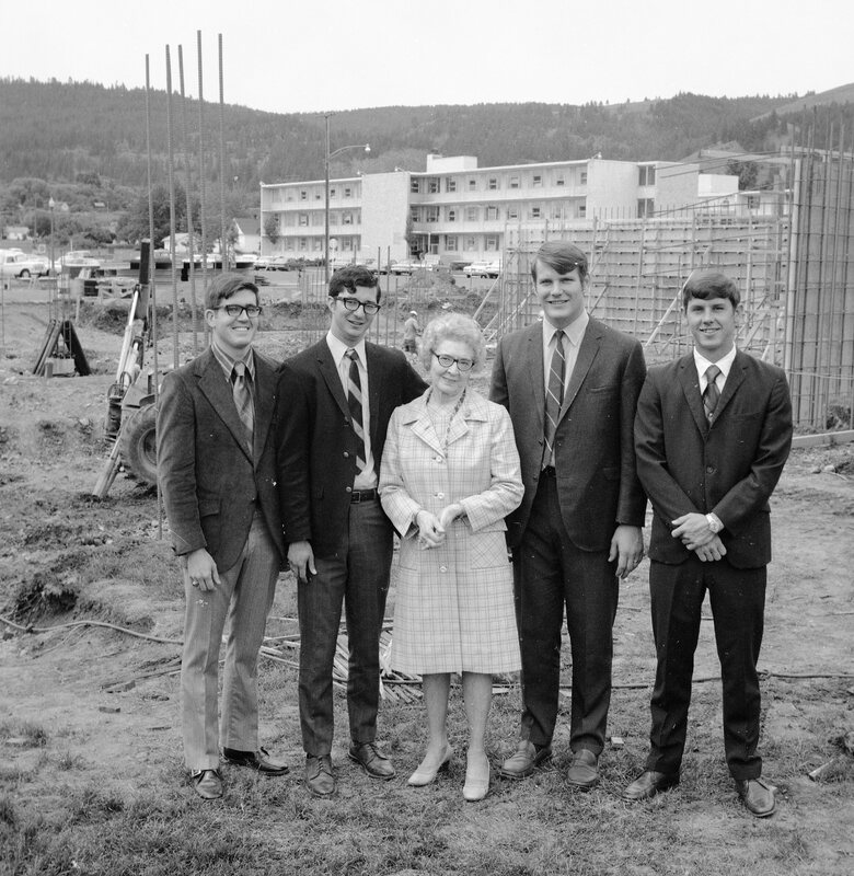 1972 Hoke Hall Ground Breaking 18