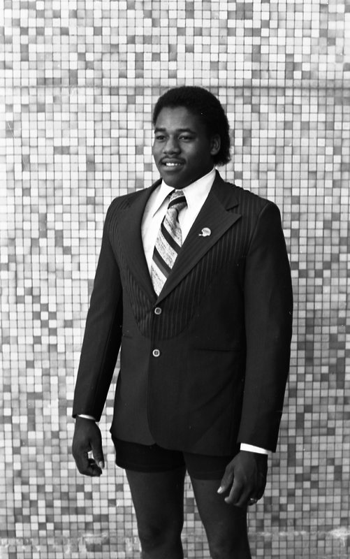 1982 Football Player, Portraits 040