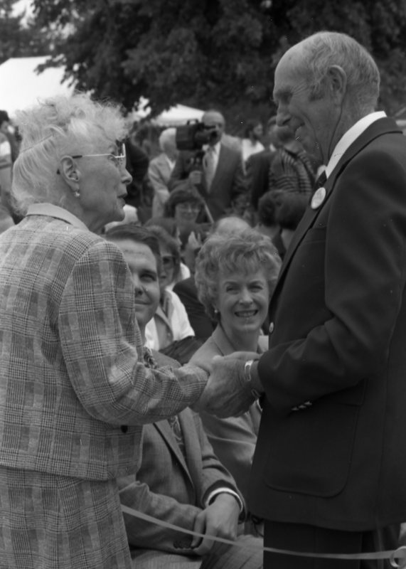 1990 Loso Hall Dedication, Guests 01