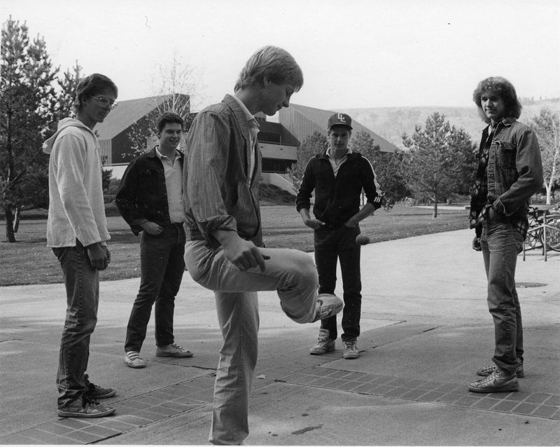 1985 Students, Hacky Sack 01