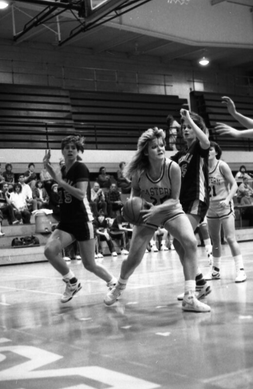 1988 Women's Basketball Action, Concordia at EOSC 22