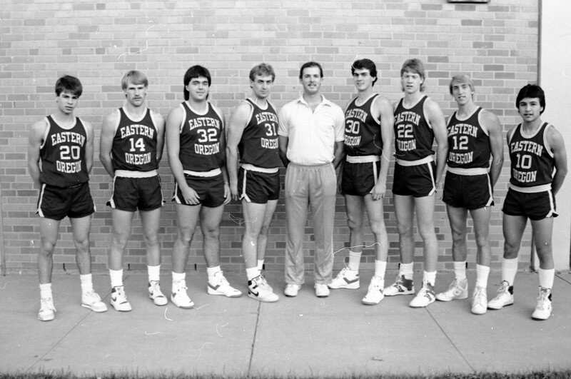 1987 Basketball Team 13