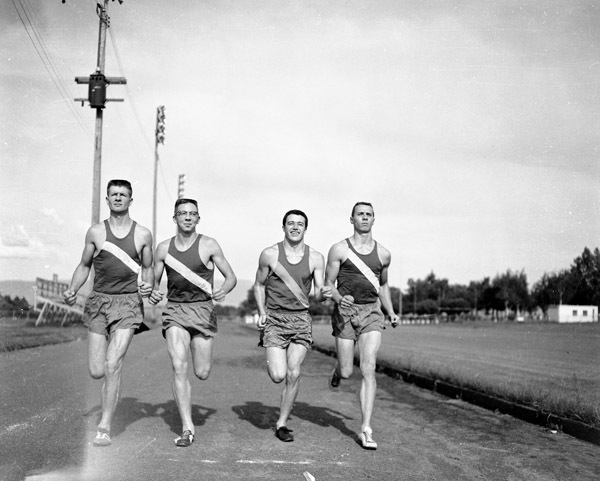 1958 Track, Running