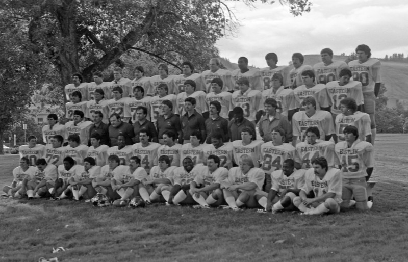 1984 Football Team 04