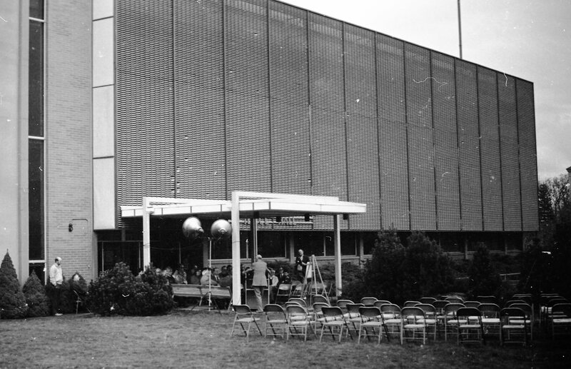 1983 Badgley Hall Dedication 20