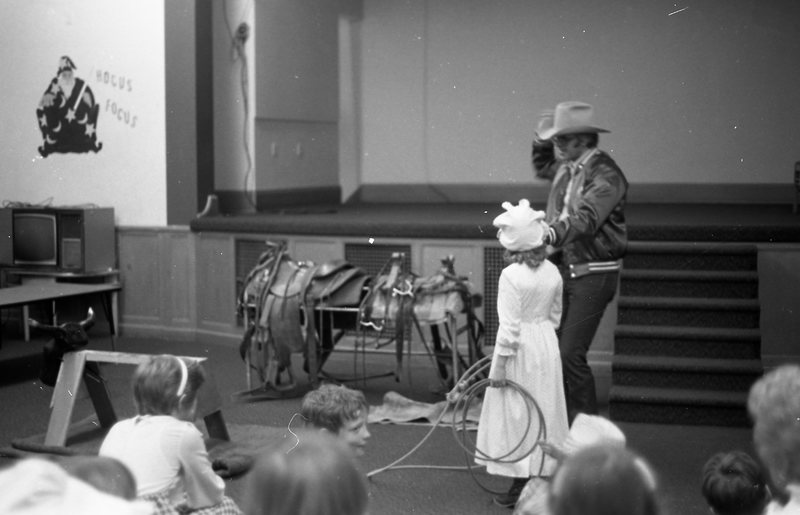 1984 Pioneer Days, Roping 01