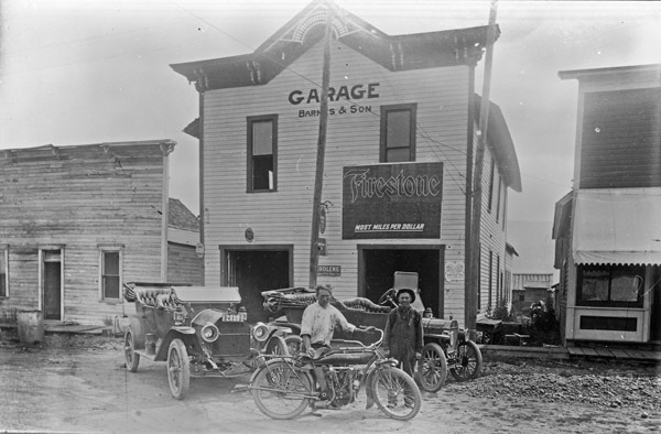 Elgin, Barnes Garage (copy)
