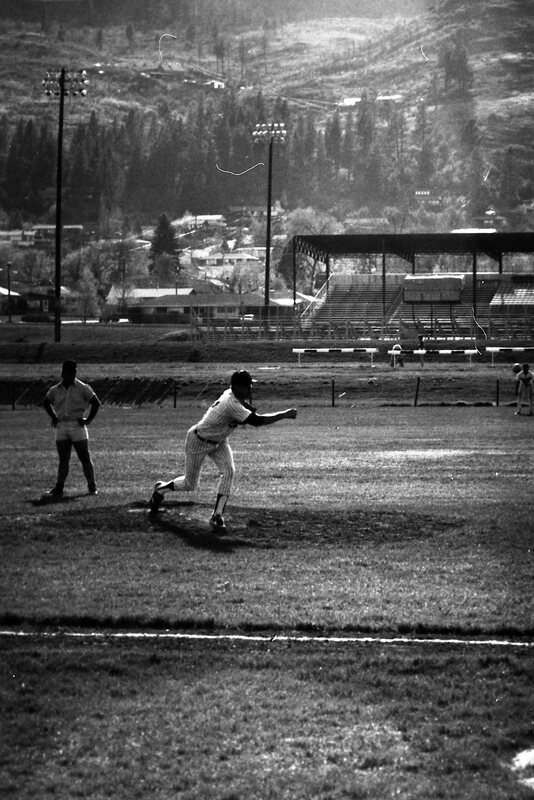 1985 Baseball, April Action 10