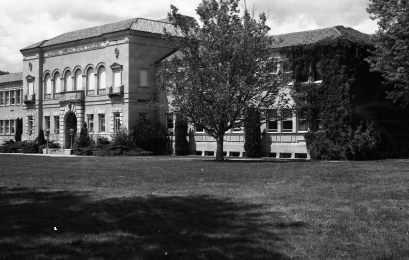 1981 Inlow Hall 04