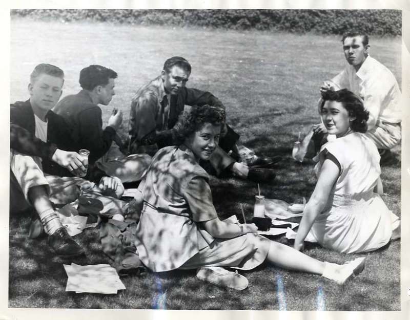 1951 Students, Picnic
