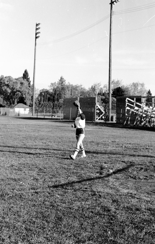 1980 Women's Softball Player 01