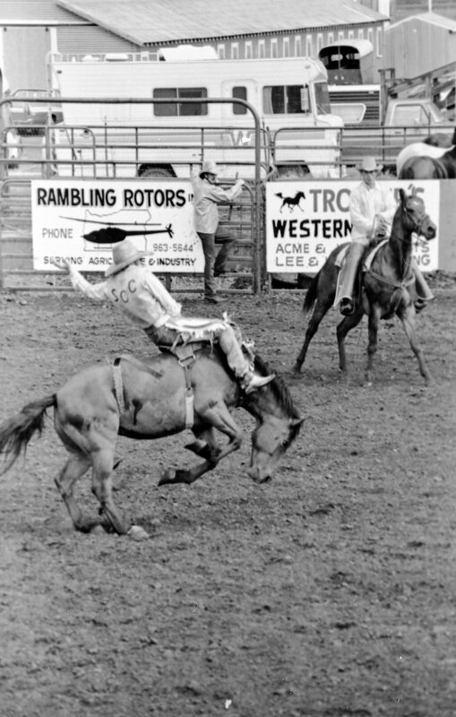 1978 Rodeo, Bronco Riding 15