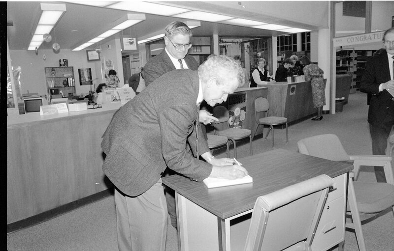 1991 Jack Evans, "Powerful Rockey" Book Signing 19