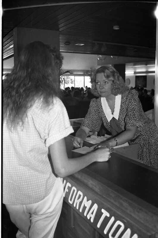 1989 Orientation, Indoors 12