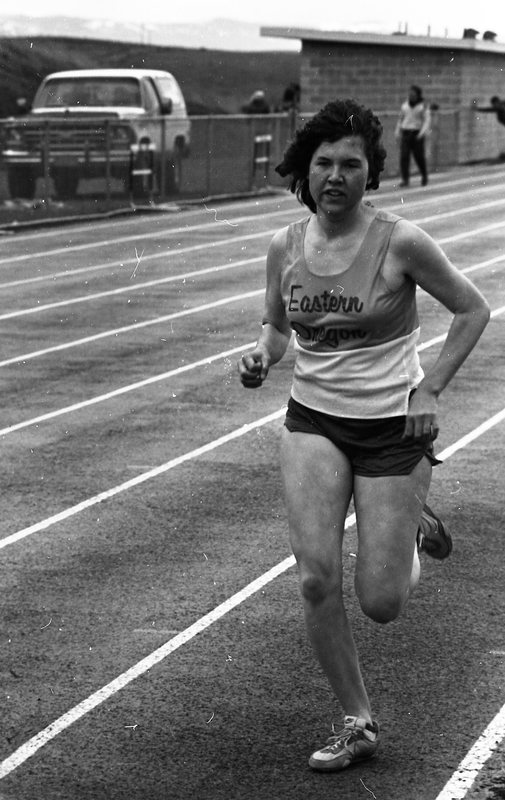 1982 Track, Men's & Women's 1500 Meters 03