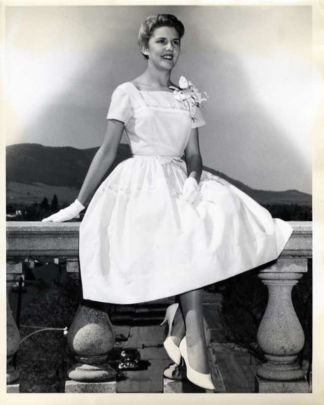 1961 Evensong Queen 1