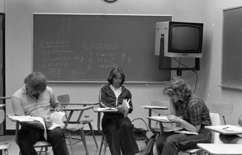 1981 Classroom A 01