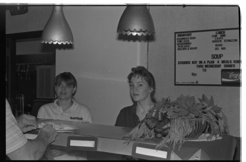 1989 Hoke Hall Cafeteria 09
