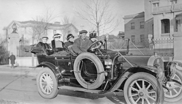 Reuter Group-M, Automobile