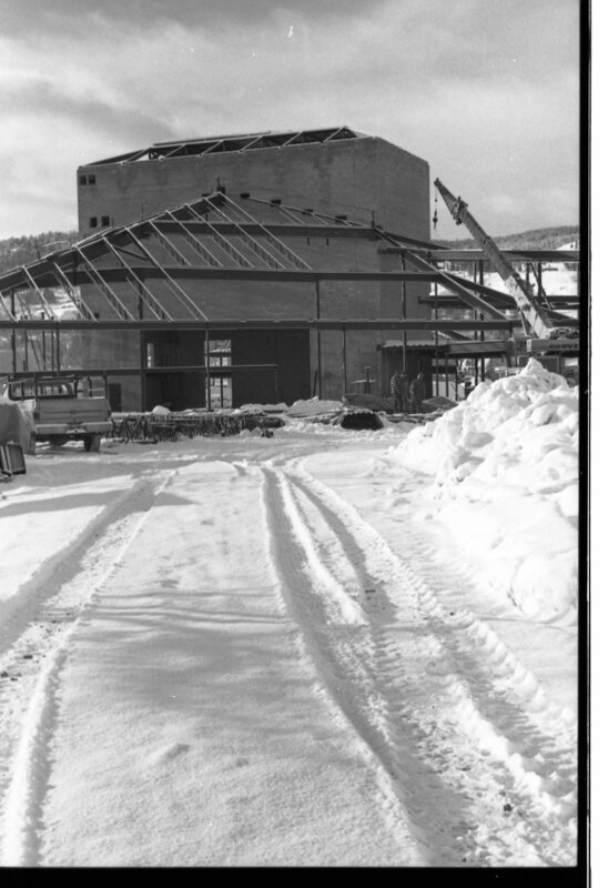 1988 Loso Hall Construction 02