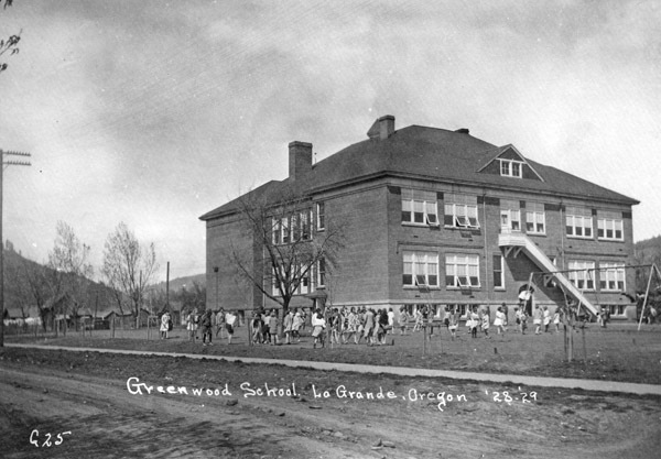 La Grande School, Greenwood 3