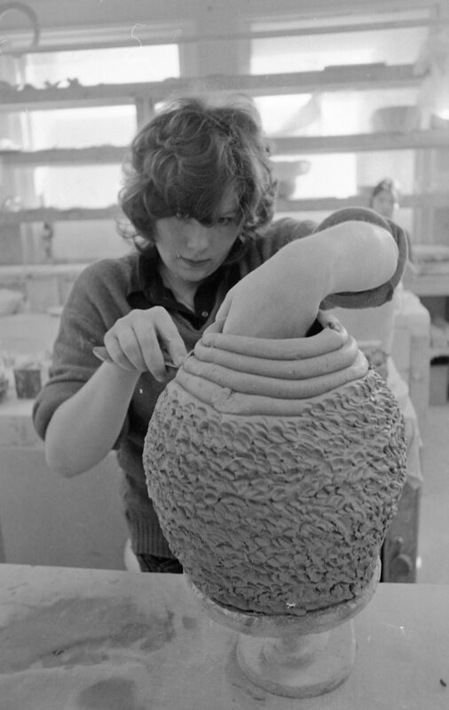 1974 Art, Ceramics Class 08