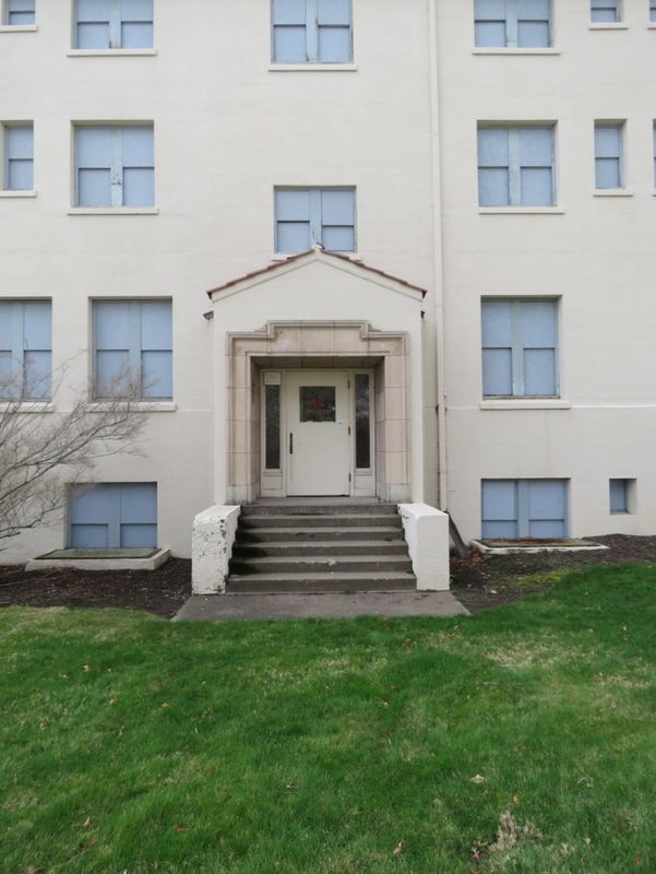 Dorian and Hunt Hall 58