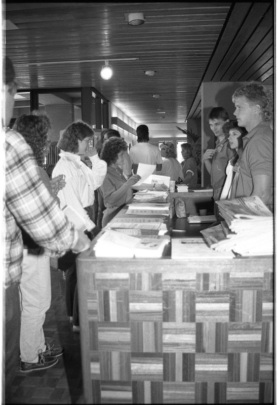 1988 Ambassadors Working 01