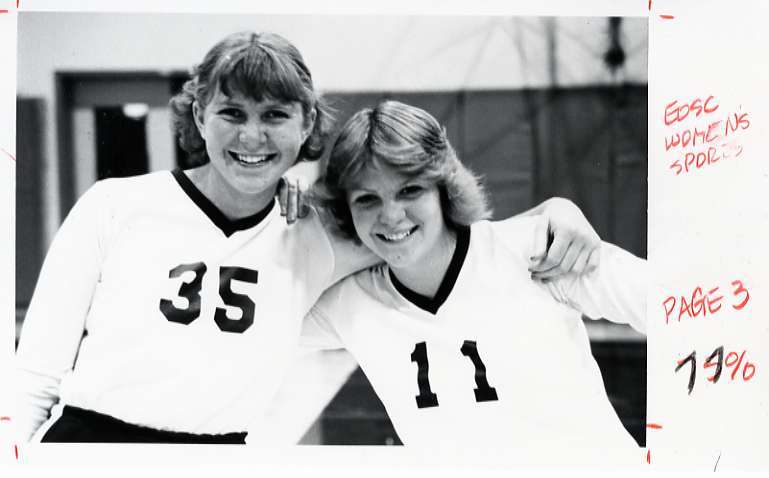 1980 Women's Volleyball Players 18