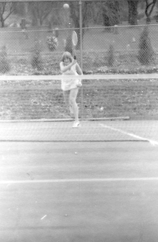 1976 Women's Tennis 01